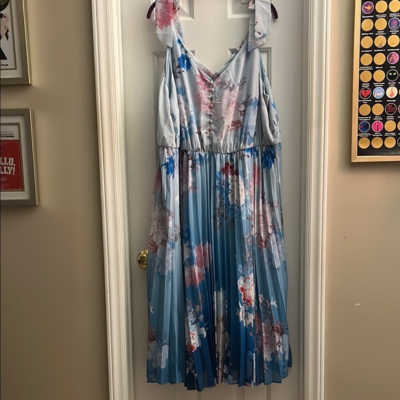 City Chic Dresses & Skirts - Floral Blue Garden Dress
